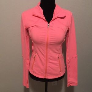 Lululemon forme jacket in light pink/coral size 8